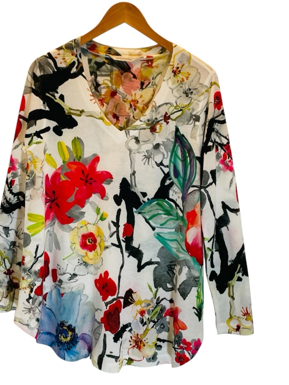 Soft Surroundings Fiore V-Neck Tunic with Red Blue Yellow Floral Pattern Size L